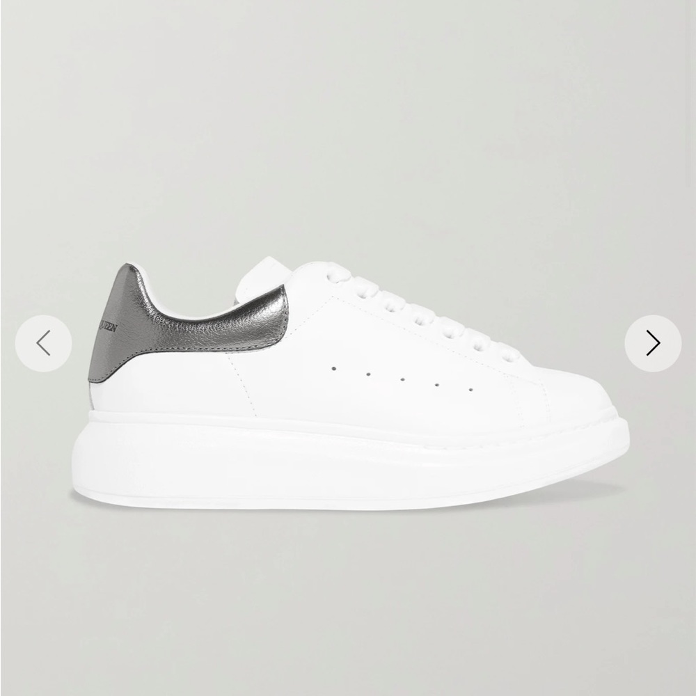 Alexander Mcqueen sneakers with hologram back size 11